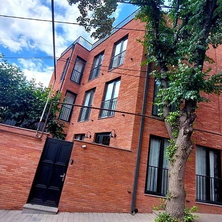 Falcon Boutique Hotel Tbilisi ภายนอก รูปภาพ