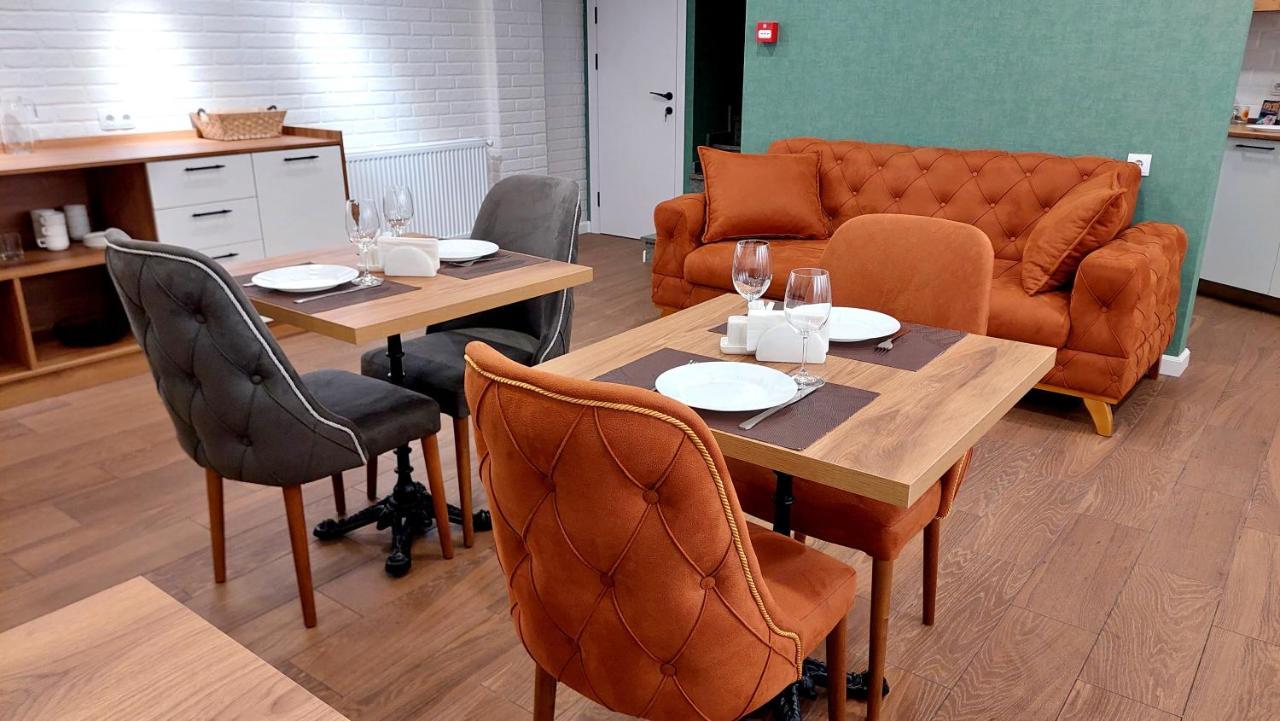 Falcon Boutique Hotel Tbilisi ภายนอก รูปภาพ