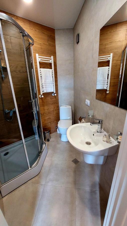 Falcon Boutique Hotel Tbilisi ภายนอก รูปภาพ