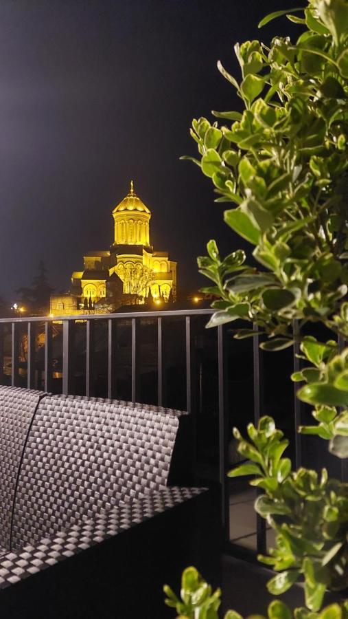 Falcon Boutique Hotel Tbilisi ภายนอก รูปภาพ